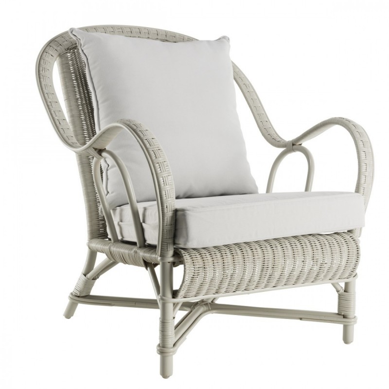 Fauteuil en rotin Nantucket laqué Nuage IOD Design